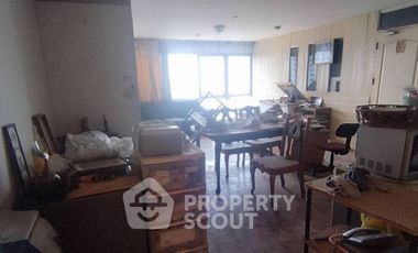 For sale 3 bedrooms condo in Chatuchak, Bangkok
