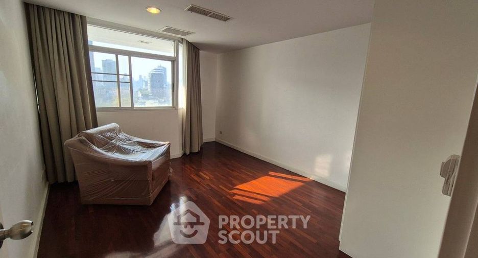 Wohnung zur Miete mit 4 Zimmer in Watthana, Bangkok