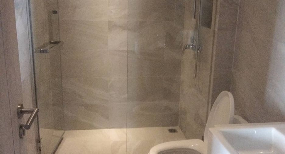 For rent 2 ベッドルーム condo in Si Racha, Chonburi