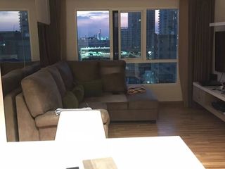 Condo en alquiler de 1 habitaciones en Phra Khanong, Bangkok