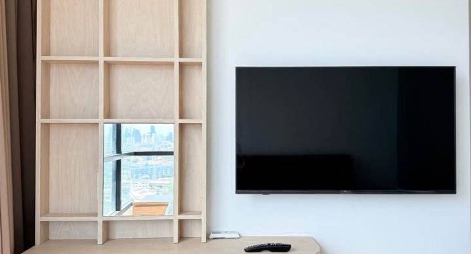 For rent 2 ベッドルーム condo in Phra Khanong, Bangkok