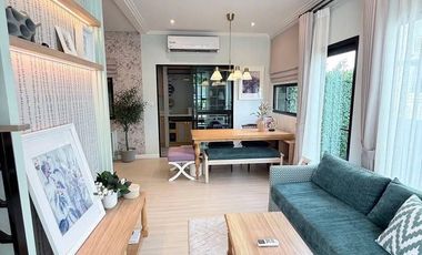 For rent 3 bedrooms townhouse in Lat Krabang, Bangkok