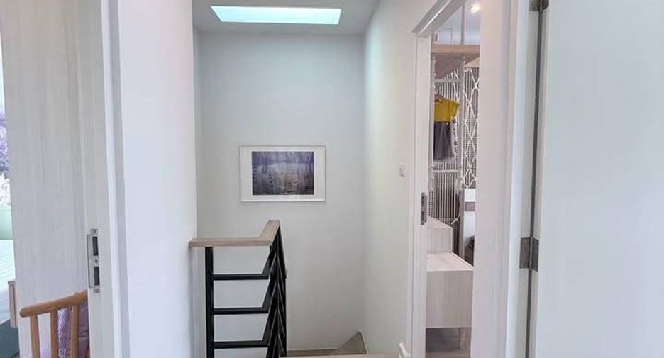 For rent 3 bedrooms townhouse in Lat Krabang, Bangkok