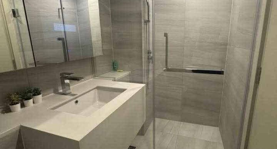 For rent 1 bed condo in Bang Rak, Bangkok