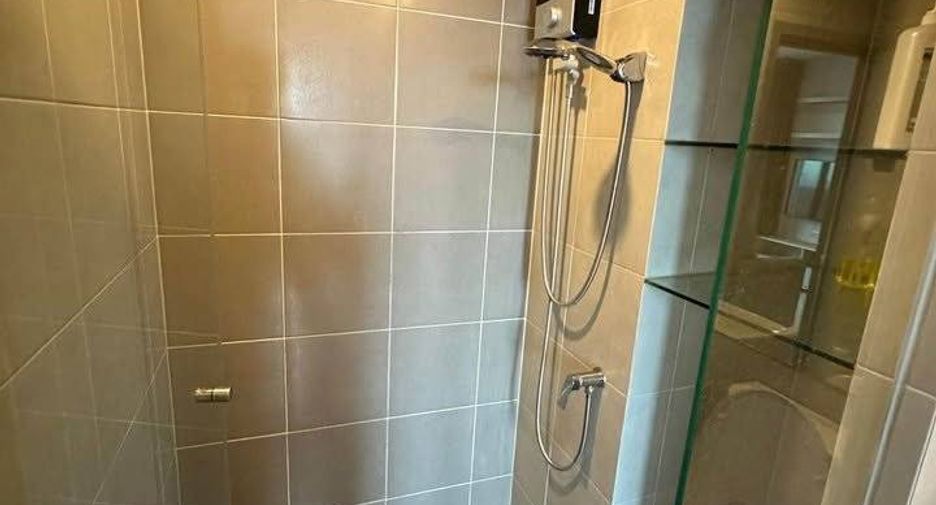 For rent 2 bedrooms condo in Bang Na, Bangkok