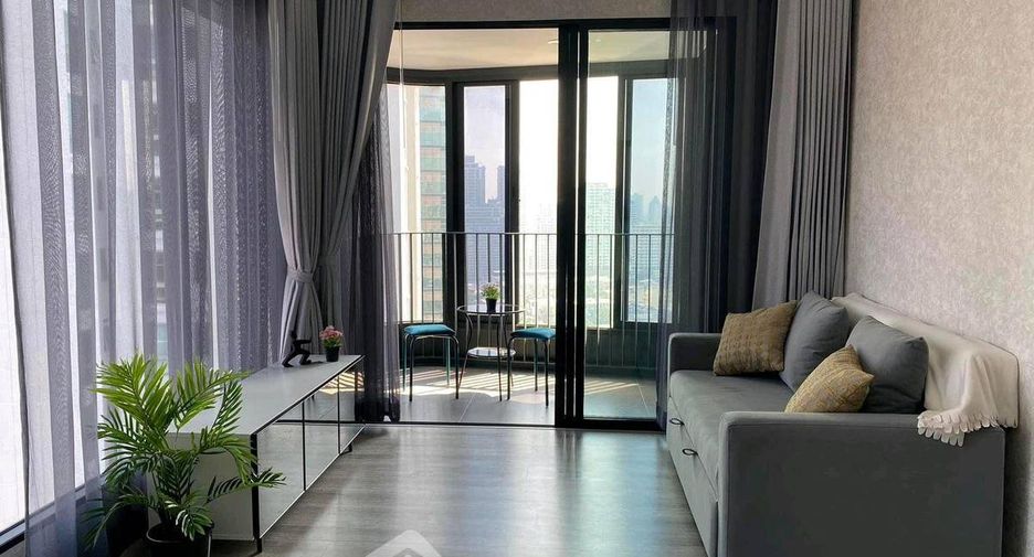 Condo en alquiler de 2 habitaciones en Watthana, Bangkok