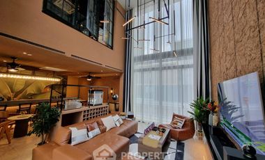 Casa en alquiler de 4 habitaciones en Lat Phrao, Bangkok