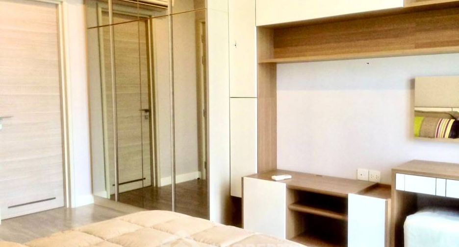 For rent 1 bed condo in Sathon, Bangkok