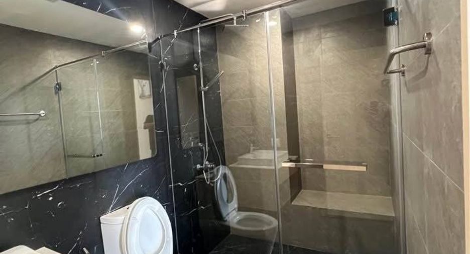 For rent 2 bedrooms condo in Bang Na, Bangkok