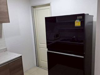 For rent 3 bedrooms condo in Huai Khwang, Bangkok