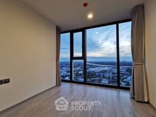 For rent 2 ベッドルーム condo in Phra Khanong, Bangkok