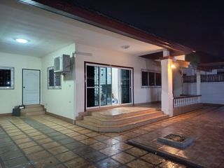 À louer 3 chambres maison à Thalang, Phuket
