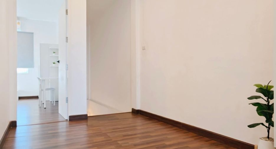 For rent 2 bedrooms townhouse in Mueang Phuket, Phuket