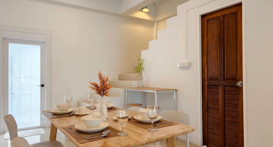 For rent 2 bedrooms townhouse in Mueang Phuket, Phuket