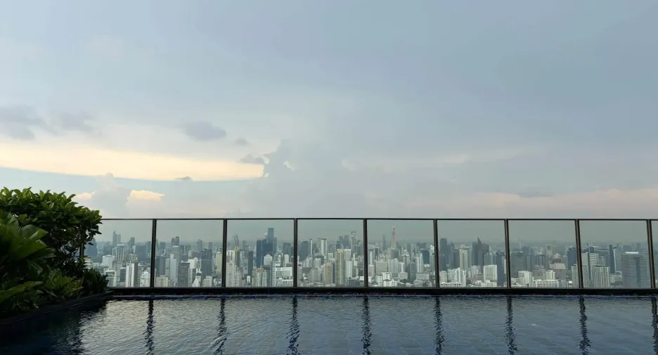 For rent 1 bed condo in Watthana, Bangkok