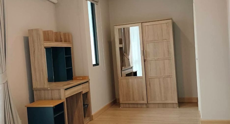 For rent 3 bedrooms townhouse in Kathu, Phuket