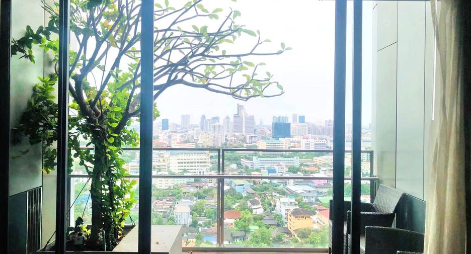 Wohnung zur Miete mit 2 Zimmer in Sathon, Bangkok