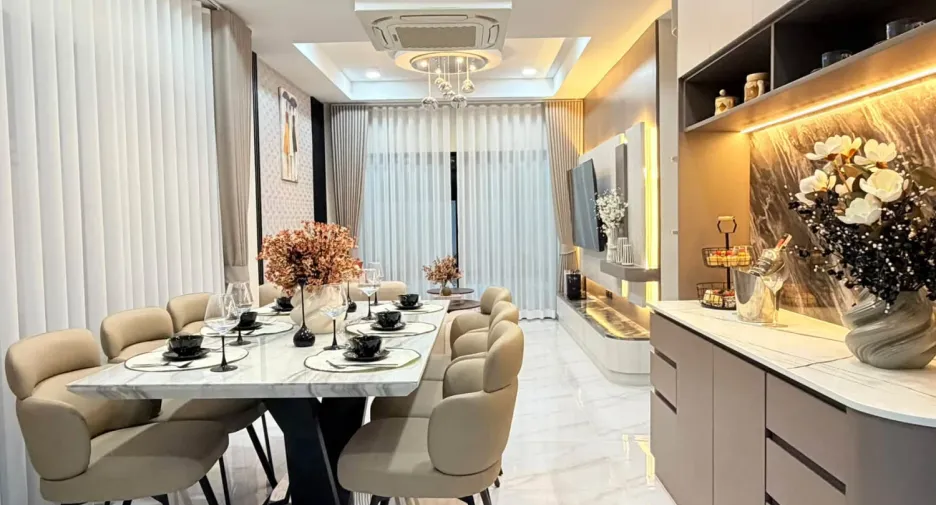 For sale 4 bedrooms villa in Bang Lamung, Chonburi