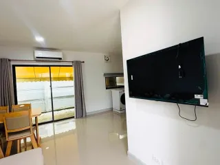 Casa adosada en alquiler de 3 habitaciones en Khlong Luang, Pathum Thani