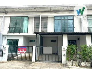For rent 3 bedrooms townhouse in Pak Kret, Nonthaburi