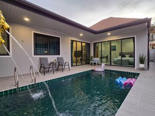 For rent 2 bedrooms villa in Mueang Phuket, Phuket