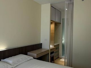 For rent 2 bedrooms condo in Bang Rak, Bangkok