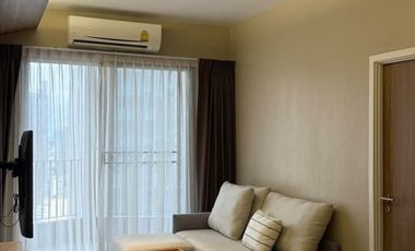 For rent 2 bedrooms condo in Bang Rak, Bangkok