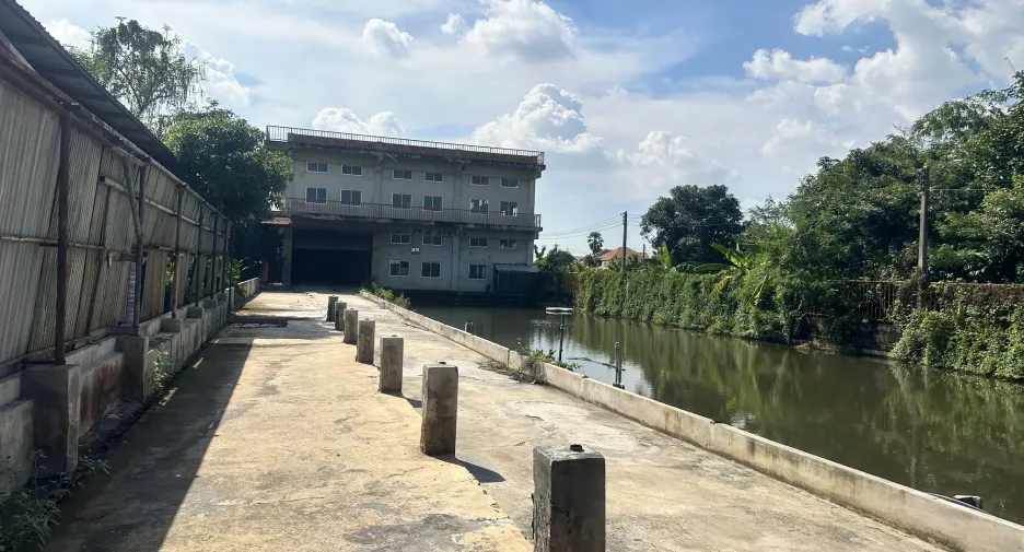 For sale land in Lam Luk Ka, Pathum Thani