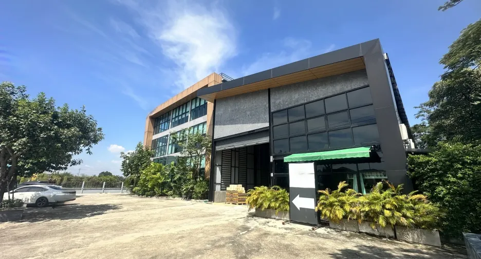 出售 办公室 在 Lam Luk Ka, Pathum Thani