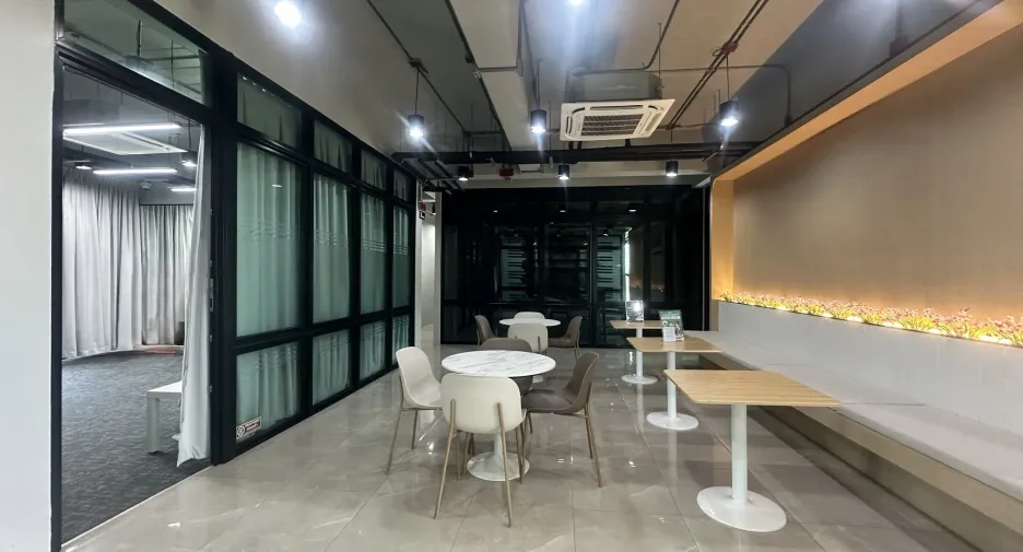 出售 办公室 在 Lam Luk Ka, Pathum Thani