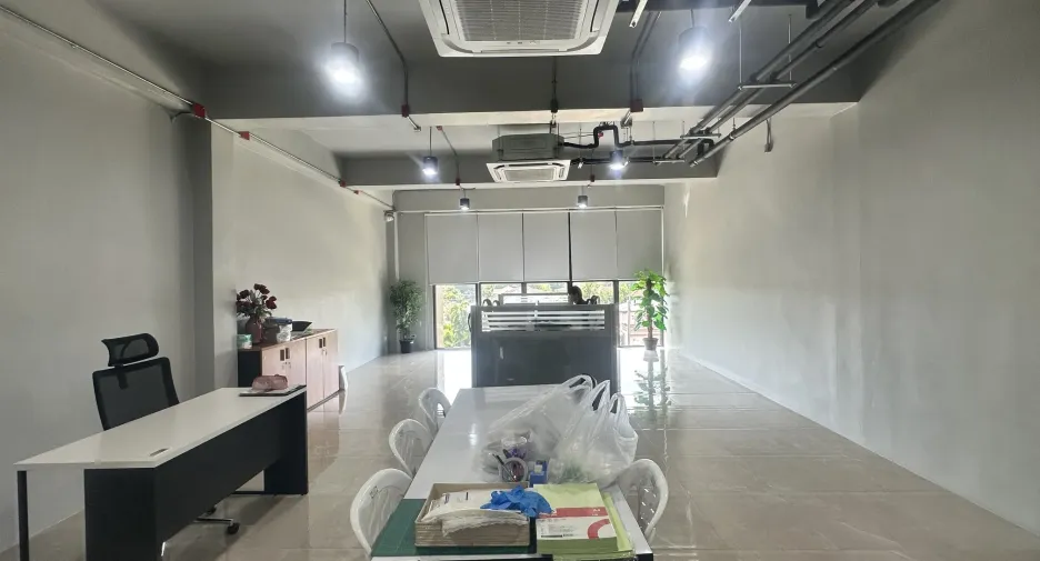 出售 办公室 在 Lam Luk Ka, Pathum Thani