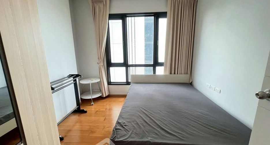 À vendre 2 chambres condo à Phaya Thai, Bangkok