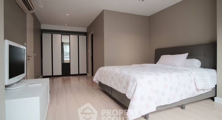 For rent 2 ベッドルーム condo in Watthana, Bangkok