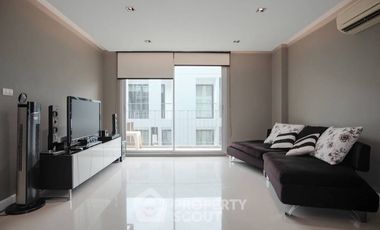 For rent 2 ベッドルーム condo in Watthana, Bangkok