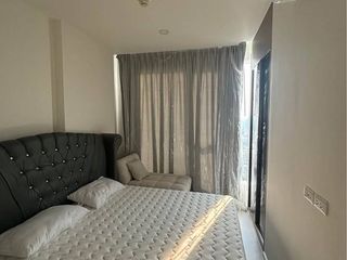 À vendre 1 chambre condo à Bang Phlat, Bangkok