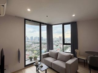 À louer 2 chambres condo à Bang Na, Bangkok