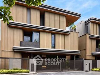 For rent そして for sale 4 ベッドルーム house in Wang Thonglang, Bangkok