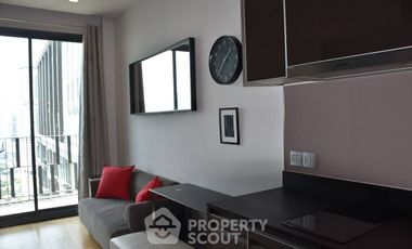 À vendre 1 chambre condo à Khlong Toei, Bangkok
