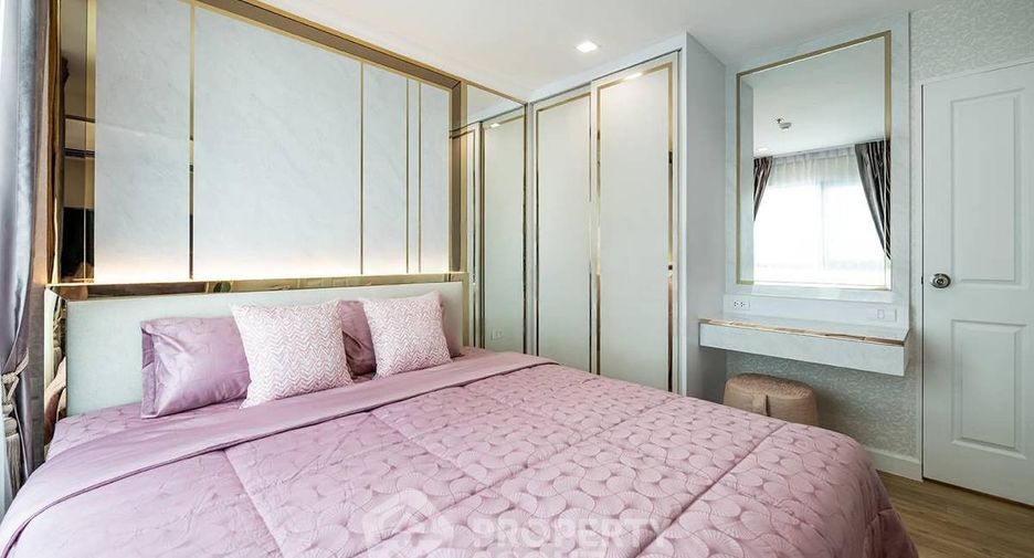 For sale 3 bedrooms condo in Huai Khwang, Bangkok