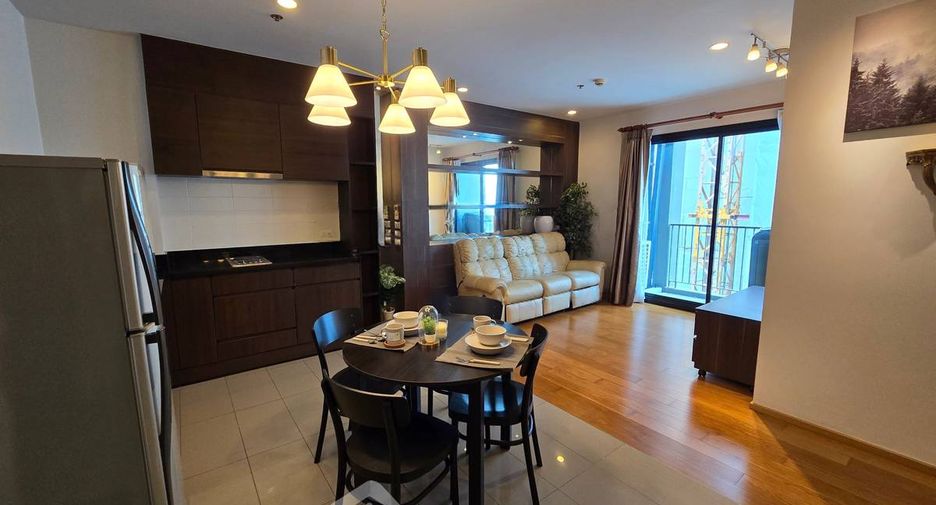 À vendre 2 chambres condo à Phaya Thai, Bangkok