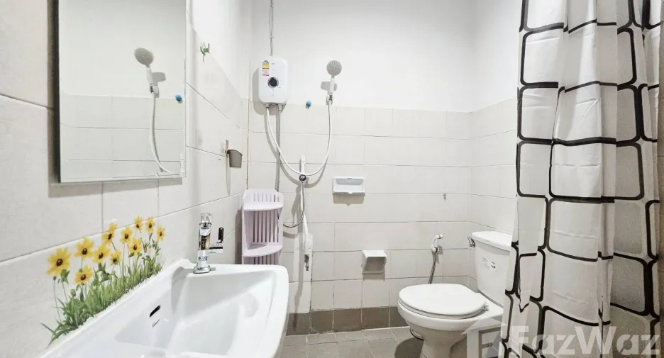 For rent 2 ベッドルーム townhouse in San Sai, Chiang Mai