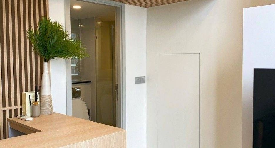 À vendre 1 chambre condo à Sathon, Bangkok