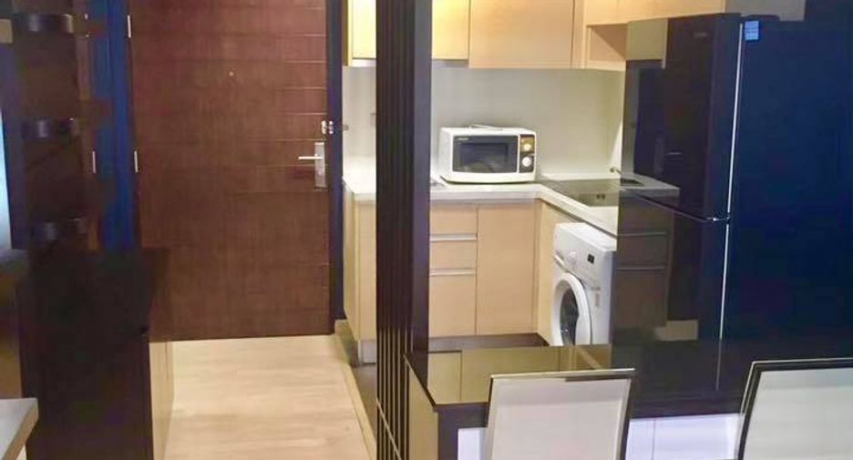 For sale 1 bed condo in Watthana, Bangkok