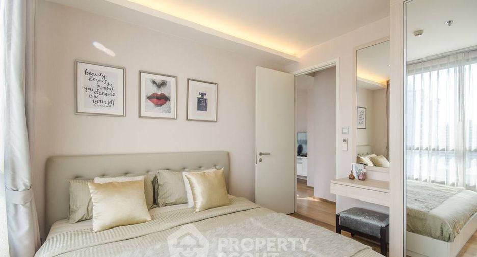 For sale 2 bedrooms condo in Watthana, Bangkok