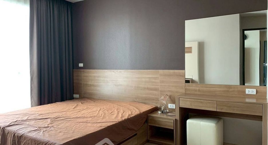 For sale 2 ベッドルーム condo in Sathon, Bangkok