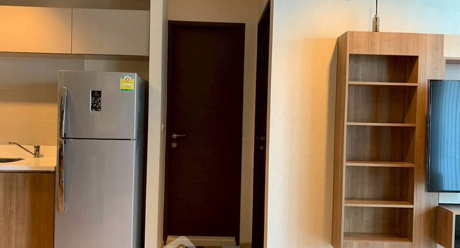 For sale 2 ベッドルーム condo in Sathon, Bangkok
