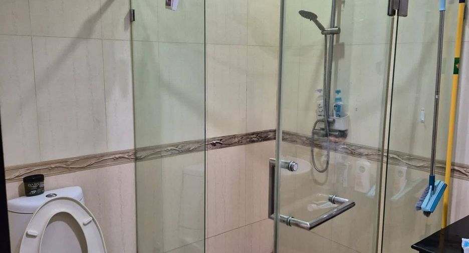 Wohnung zum Kauf mit 2 Zimmer in Pathum Wan, Bangkok