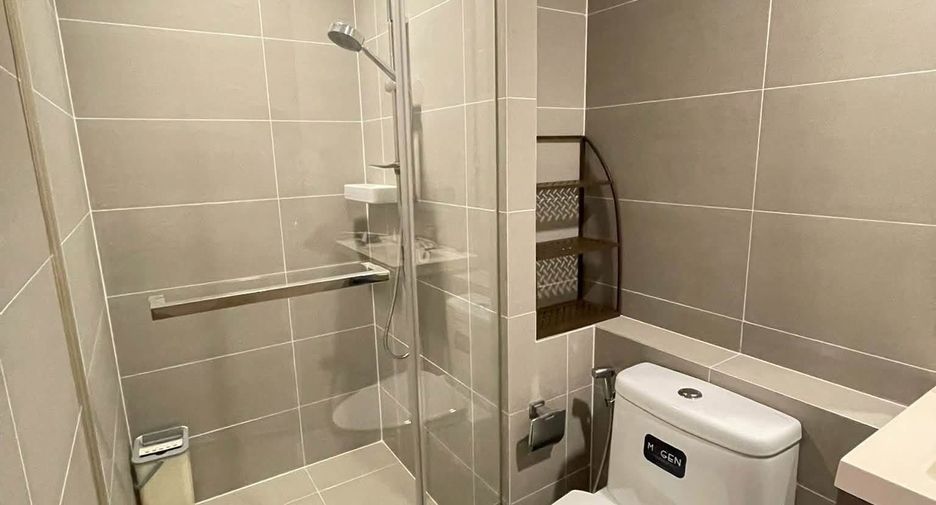 Condo en alquiler de 1 habitaciones en Bang Na, Bangkok