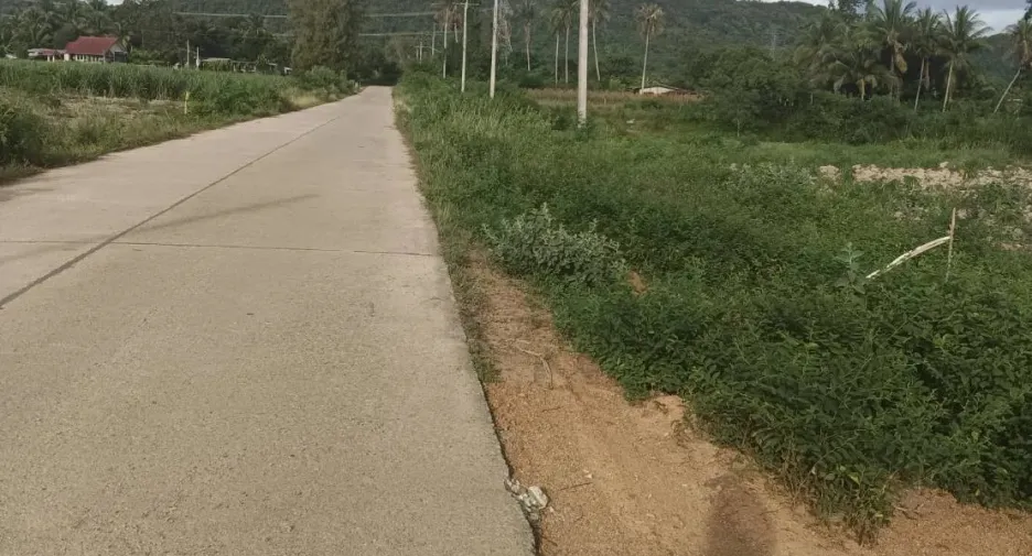 出售 土地 在 Tha Yang, Phetchaburi