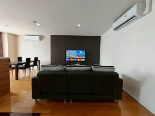 For rent 2 ベッドルーム condo in Watthana, Bangkok